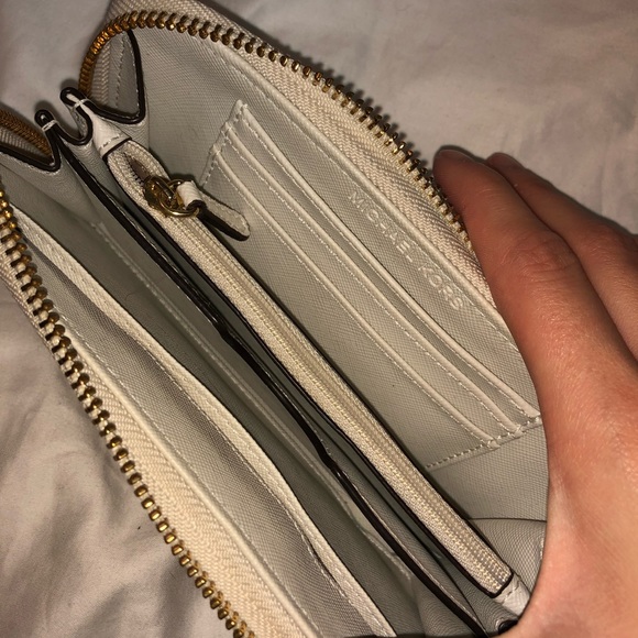 Jet Set MK Michael Kors wallet - Picture 8 of 8